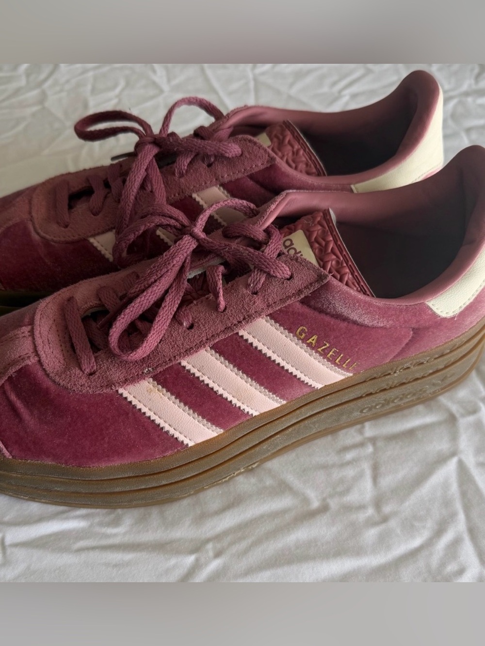 Adidas Women’s Gazelle Suede Sneakers in mauve rose pink 9.5 platform like new